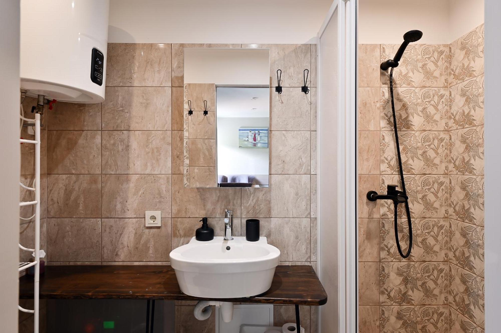 Guest House Kajaki-رَگَسِمس المظهر الخارجي الصورة